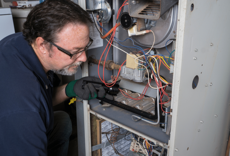 How a Fall Furnace Tune-Up Lowers Your Tennessee Heating Bills